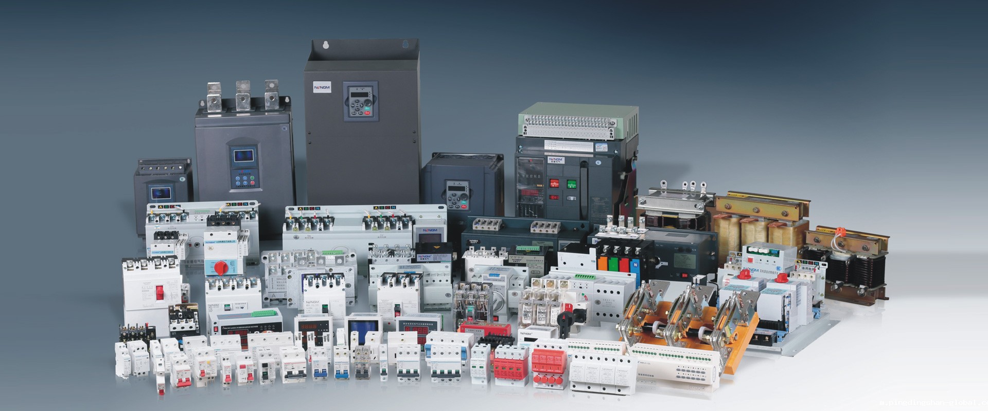 欢迎您来到专业的电抗器厂家-Kaiyun全站官网登录入口APP电抗器公司网站！公司专业生产电抗器与各种配电产品，欢迎大家联系洽谈合作!相信我们的服务,您一定会满意的.电抗器专线:021-51000326